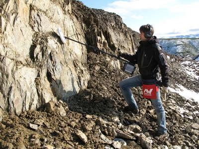 Поиск рудной жилы с металлодетектором GPX на месторождении Штурмовое, Магаданская область.  