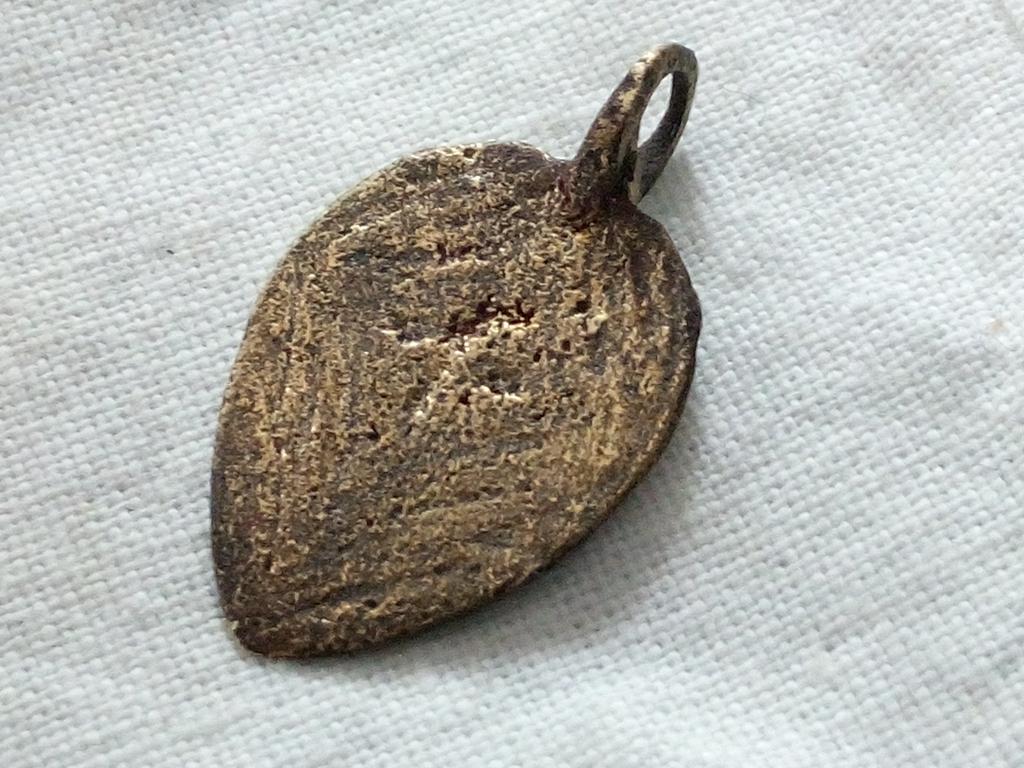 задняя сторона