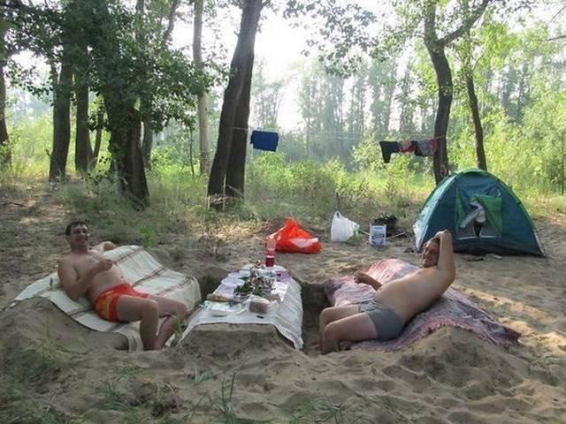 Туристы! Нарушили культурный слой! Срок до 6 лет! Взято из интернета.