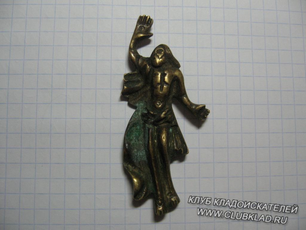 Вид спереди.
