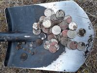 Монеты на лопате 1