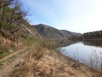 Дорога, река