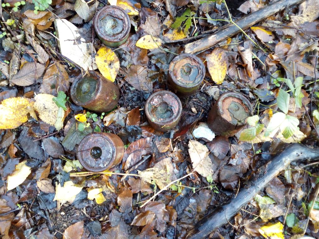 Противопехотные мины-бомбы SD-2