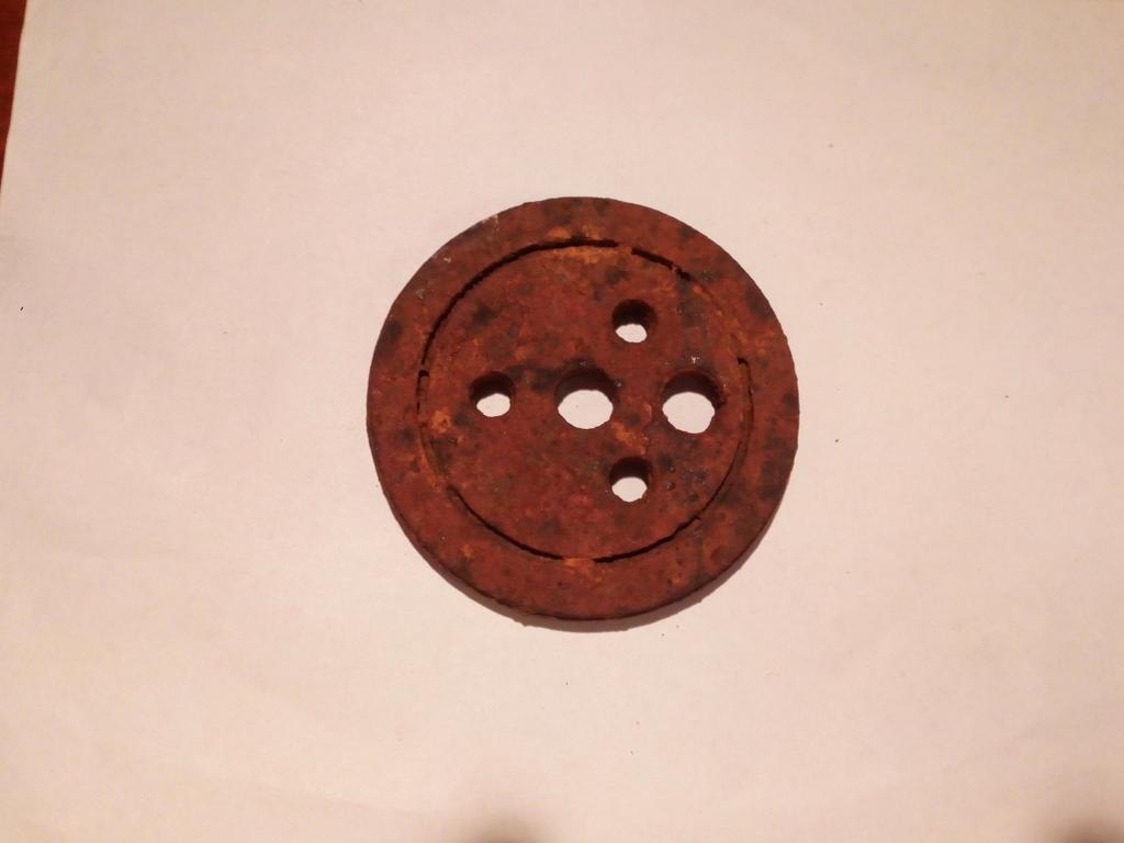 Крышка с немецкой противопехотной мины SMI. 35