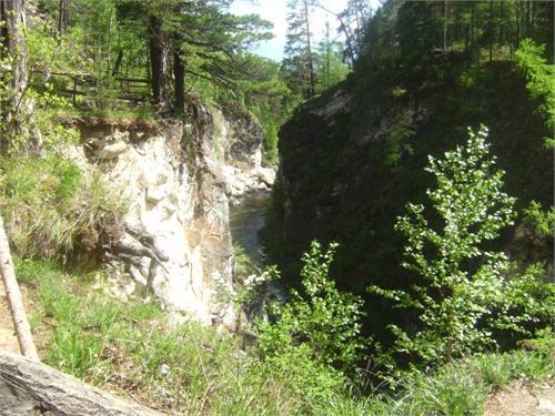 река