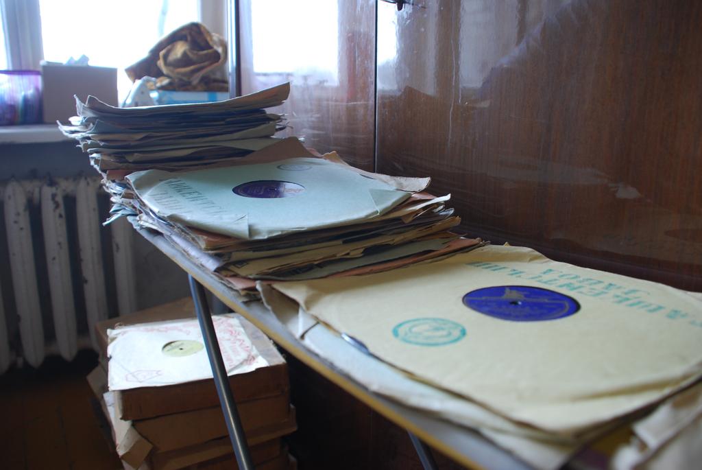 Ленинградский завод