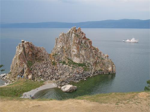 Шаманский мыс острова Ольхон