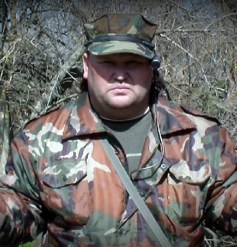 Хмурый дядя