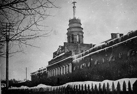Ижевский завод с двуглавым орлом, начало XX века