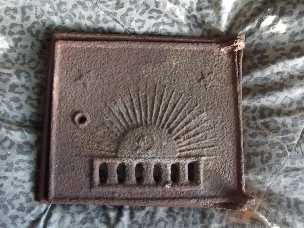 чугунная печная дверка