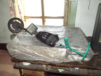 хороший металлоискатель еще пищит