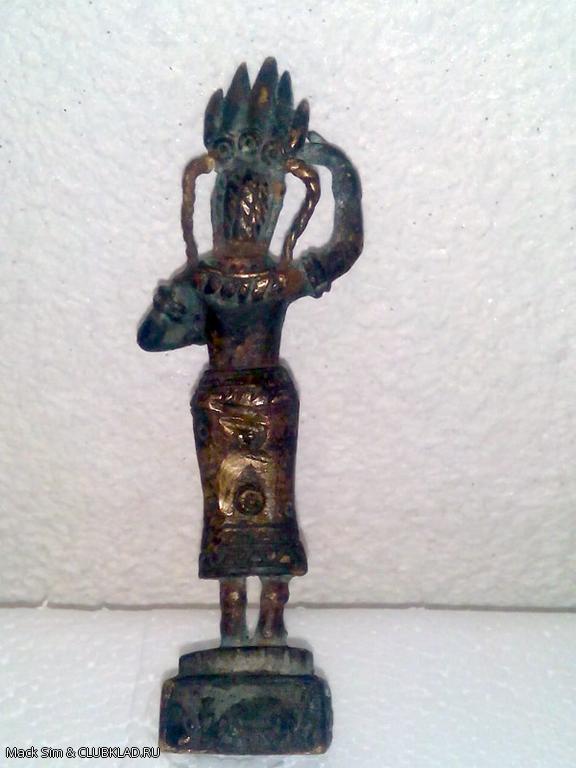 Индийская статуэтка. Вид сзади