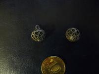 серебряные пуговицы