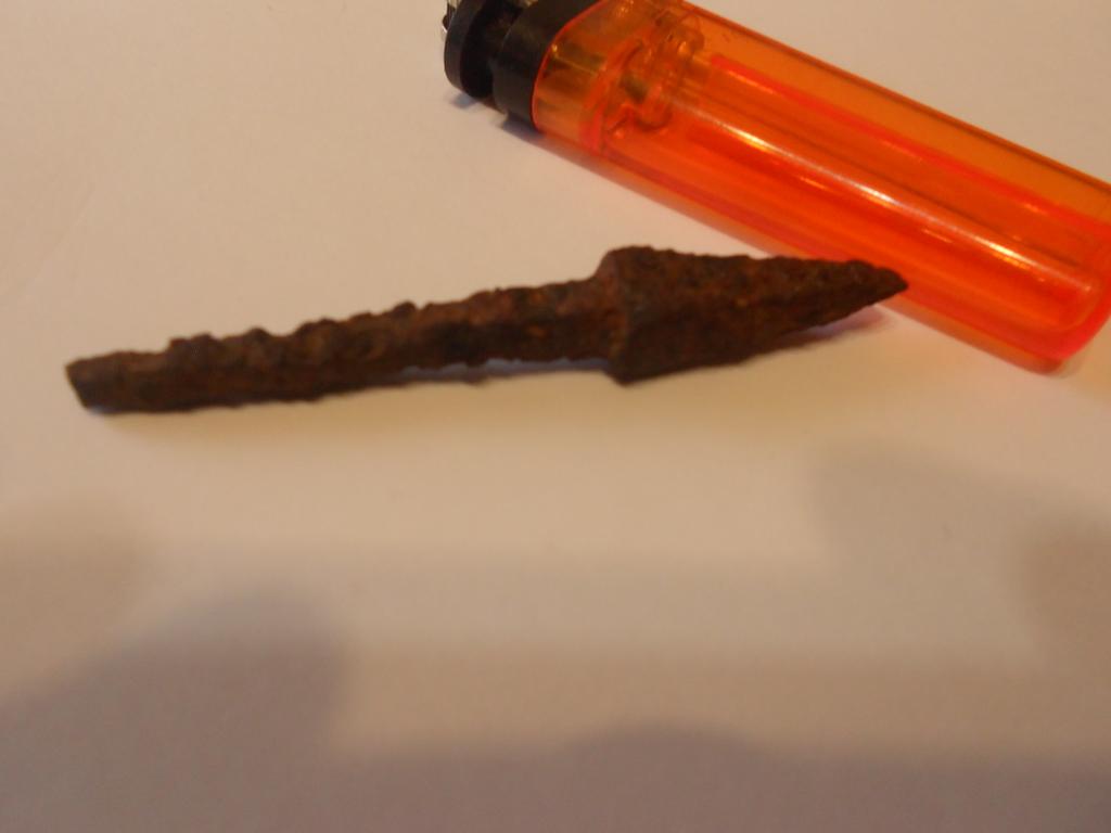 болт арбалетный