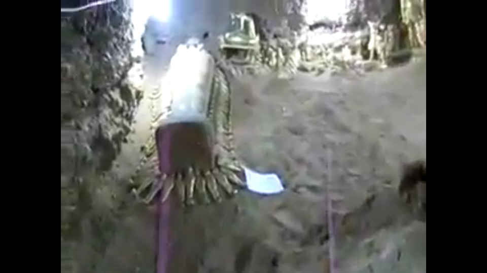 золото в пещере
