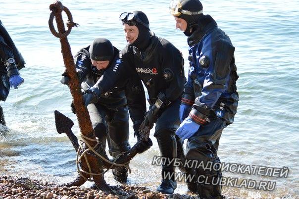 Якорь на Байкале в Листвянке. Подняли якорь. Клуб БайкалТек.