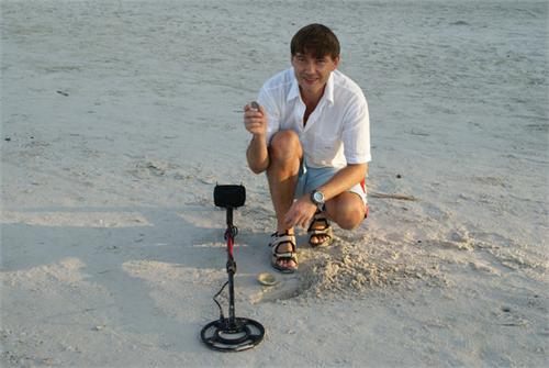 Остров Лангкави, район Cenang Beach, центральный пляж. 2010 год.