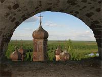 Вид с колокольни на р.Молома. Церковь «Порели» год постройки 1912.