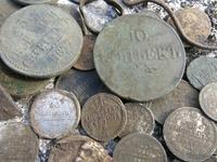 Крупные и красивые монеты 10 копеек 1839 года и 3 копейке 1842 года СМ находки краеведов кладоискателей с металлоискателем находки краеведов кладоискателей в Понамарева