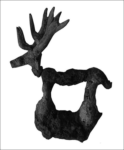 фигура оленя из могилы древнего воина.