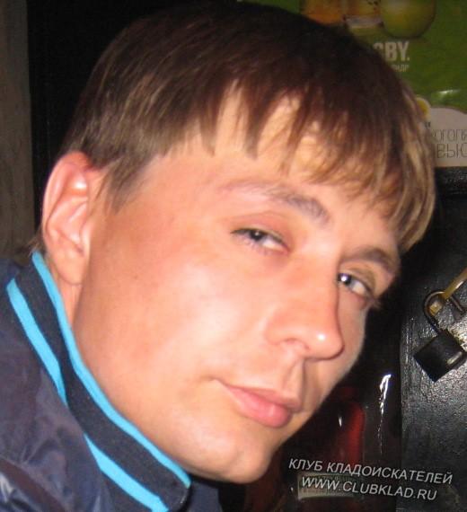 август 2011