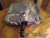 все строчил на машинке и пленку тоже! Главное голова дышит, защищна от осадков и пыли! и динамик слышно!