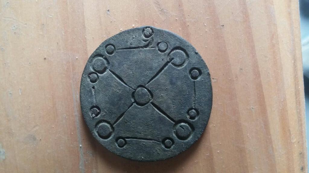 серебряная монета