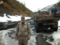 конец мая, в горах ещё снег и наледи