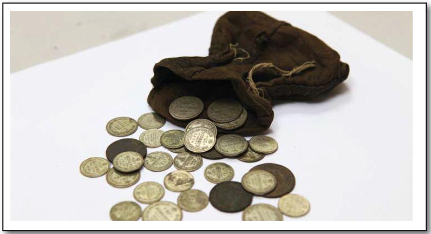 кошелек монет из музея кладоискателей
