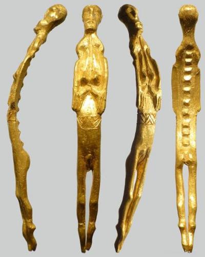 Золотые фигурки Дании. Размер фигурки небольшой - всего 4,2 см высотой, вес - 3 грамма, изготовлена из тонкого слитка золота. 