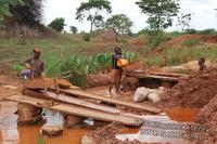 Так добываю золото в Африке