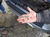 Мелочь из кошелька найденного в танке бойца