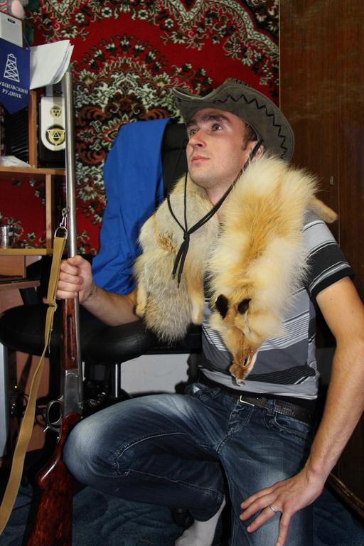 з